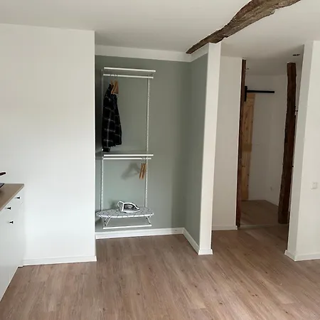 Ueber Restaurant Apartment